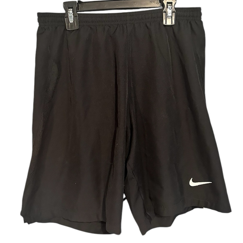 NIKE DRI-FIT ATHLETIC SHORTS Sz MEDIUM
